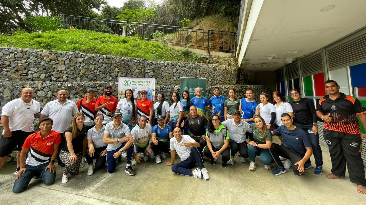 Antioquia capacita a sus entrenadores: formación deportiva llega a todas las subregiones 3 capacitacion--entrenadores-deportivos-antioquia