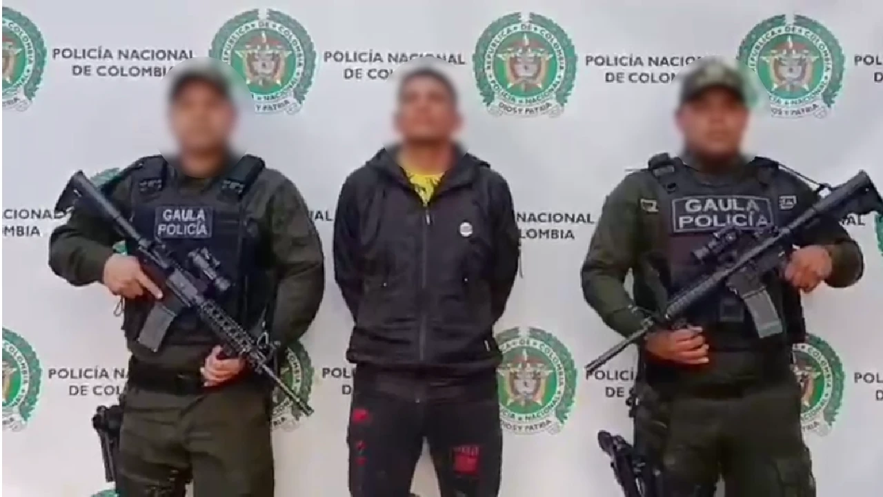 Cae alias “El Tigre”, presunto cabecilla de la red extorsiva del Clan del Golfo en el Magdalena Medio 2 capturado-presunto-cabecilla-clangolfo-magdalenamedio-yondo1