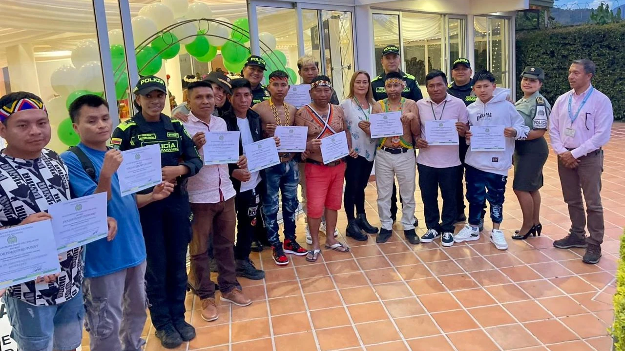 comunidad-embera-graduada-promotora-convivencia-valleaburra