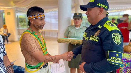 comunidad-embera-graduada-promotora-convivencia-valleaburra3