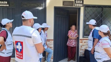 envigado-fortalece-lleva-salud-puerta-hogares-equipos