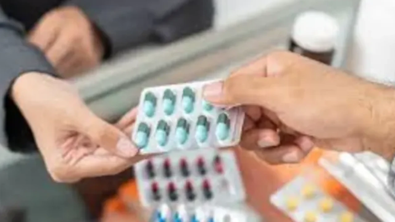 escaces-medicamentos-laceja-solcuiones-eps2