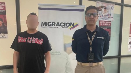 Otro extranjero norteamericano inadmitido en el José María Córdova