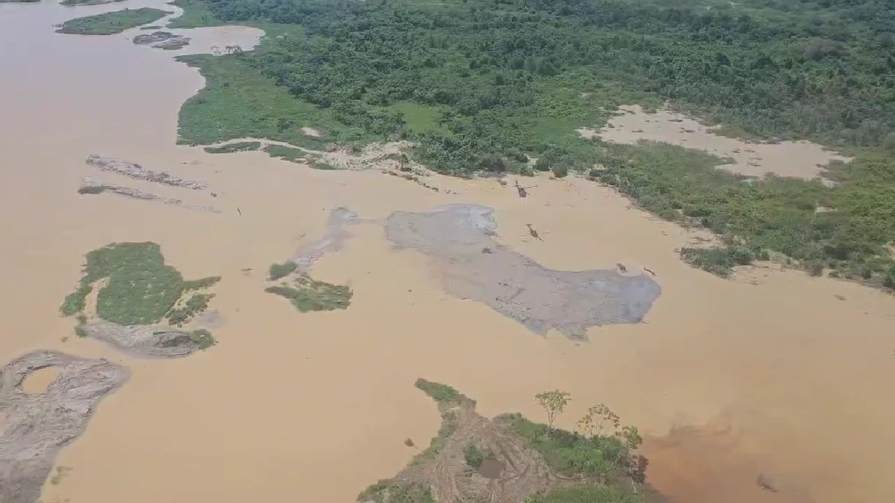 mineria-ilegal-bajo-cauca-antioqueño-destruccion-maquinaria-clangolfo1
