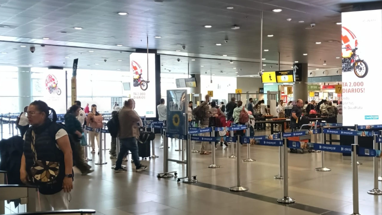 movilizacion-pasajeros-carga-aeropuertos-primer-semestre