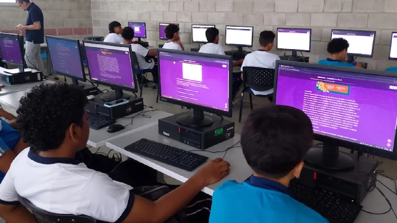 Antioquia avanza en evaluación formativa: más de 59.800 estudiantes ya presentaron ‘Quiero Ser, Quiero Saber’ pruebas-quieroserquierosaber-escuelas-antioquia-mineducacion3
