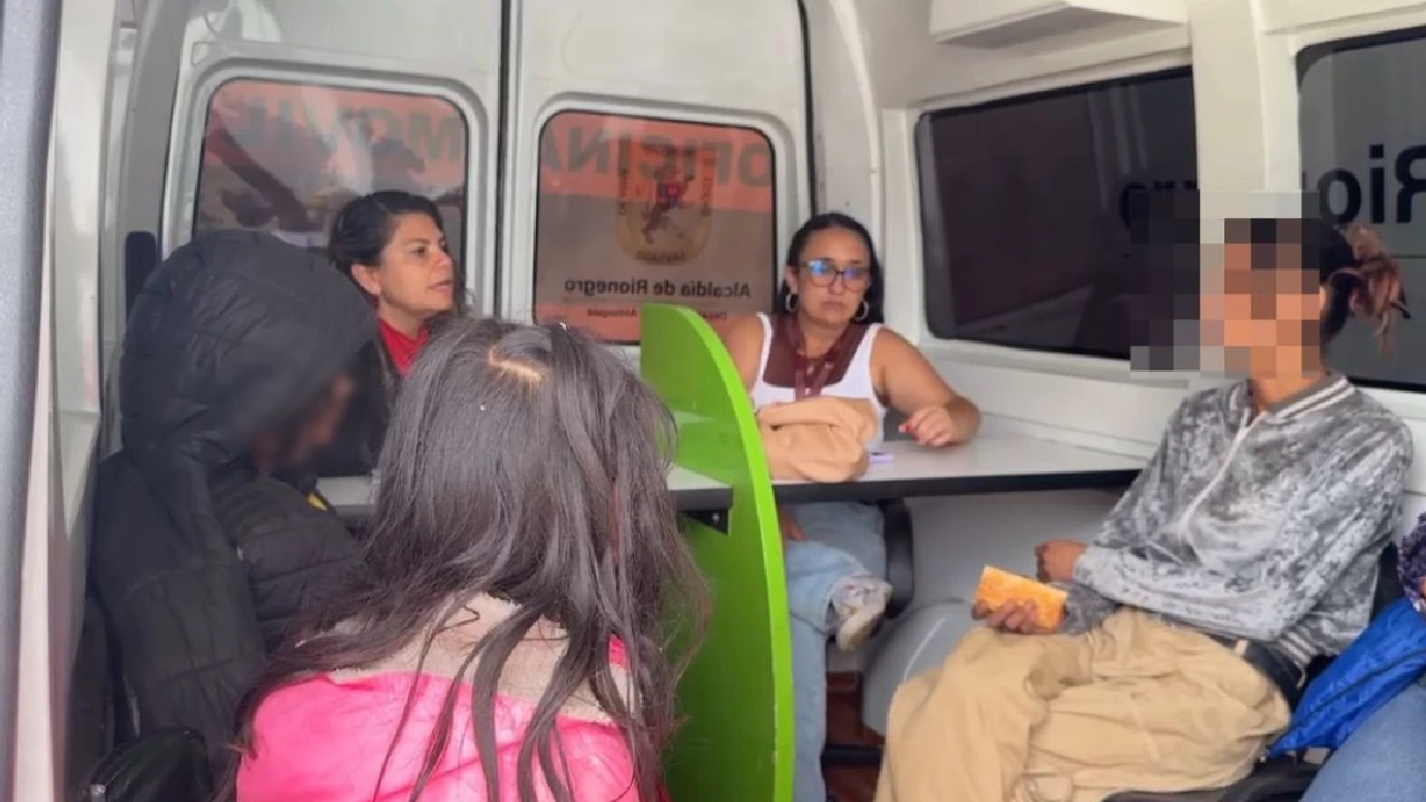 rescatan-menores-extranjeros-vivian-debajo-puentes-rionegro1