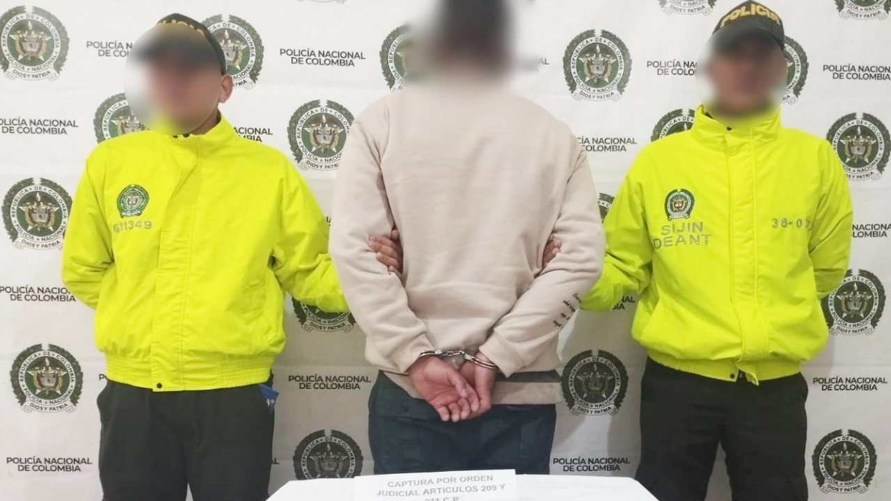 ¡Con los niños NO! Autoridades capturan a un hombre acusado de abusar de su hija de 4 años