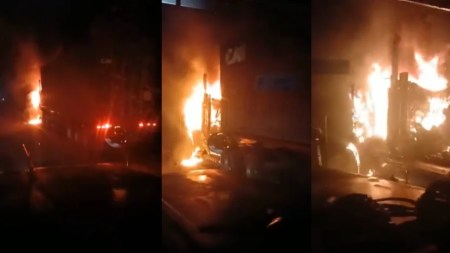 Queman tres tractomulas en vía de Buenaventura: cilindro con grafiti del ELN fue abandonado en la carretera tractomulas-quemadas