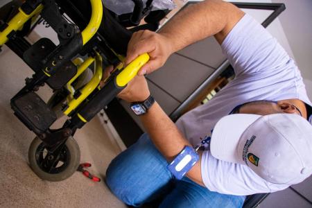 Apoyo-a-discapacitados-en-antioquia