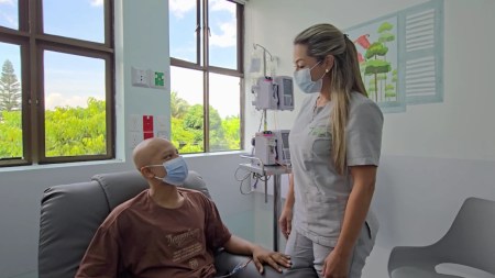 sala-de-oncologia-san-vicente