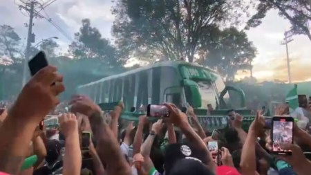 Atlético Nacional pisa fuerte el Atanasio para abrir serie contra São Paulo en la Libertadores