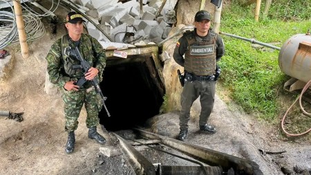 Siete capturados en Amagá durante operativo contra minería ilegal en Antioquia Siete capturados en Amagá durante operativo contra minería ilegal en Antioquia