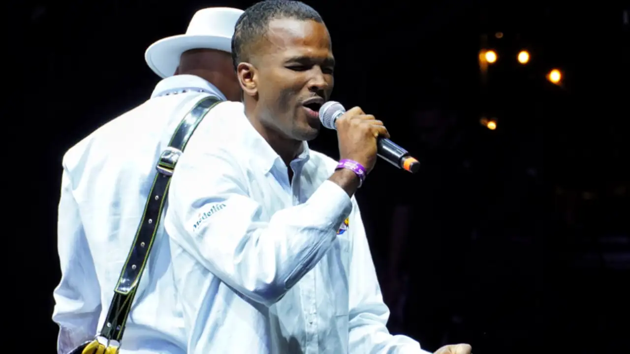 11 Cristian Guacuco es el nuevo rey del Festival Nacional de Trova Ciudad de Medellin