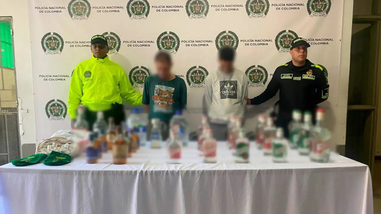 2 Cae banda que queria meter licor falso y contrabando en la Feria de las Flores
