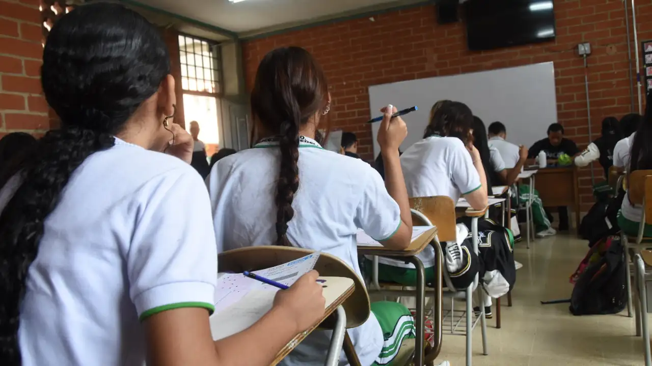 2 Mas de 20 mil jovenes en Medellin listos para las Pruebas Saber 11 este domingo