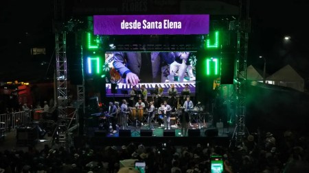 Tablados en Medellín: programación para este fin de semana en la Feria de las Flores 2025