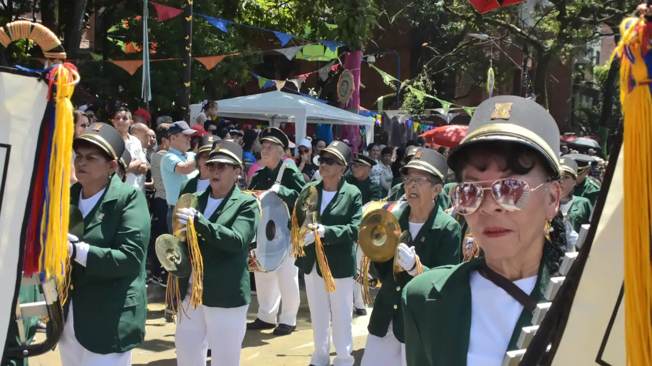 4 Fiestas de la Industria el Comercio y la Cultura