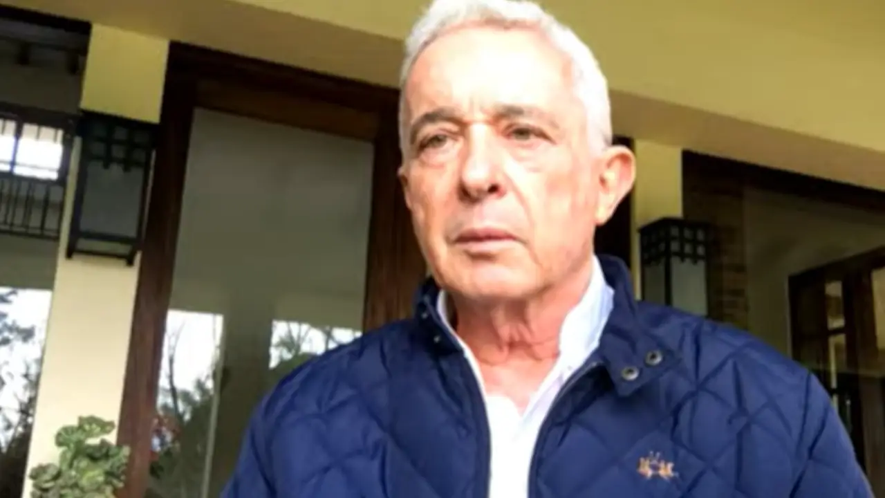 Álvaro Uribe lidera conversatorio virtual con precandidatos en homenaje a Miguel Uribe Álvaro Uribe lidera conversatorio virtual con precandidatos en homenaje a Miguel Uribe