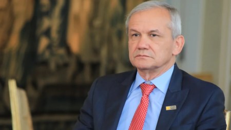 Carlos-Ramón-González