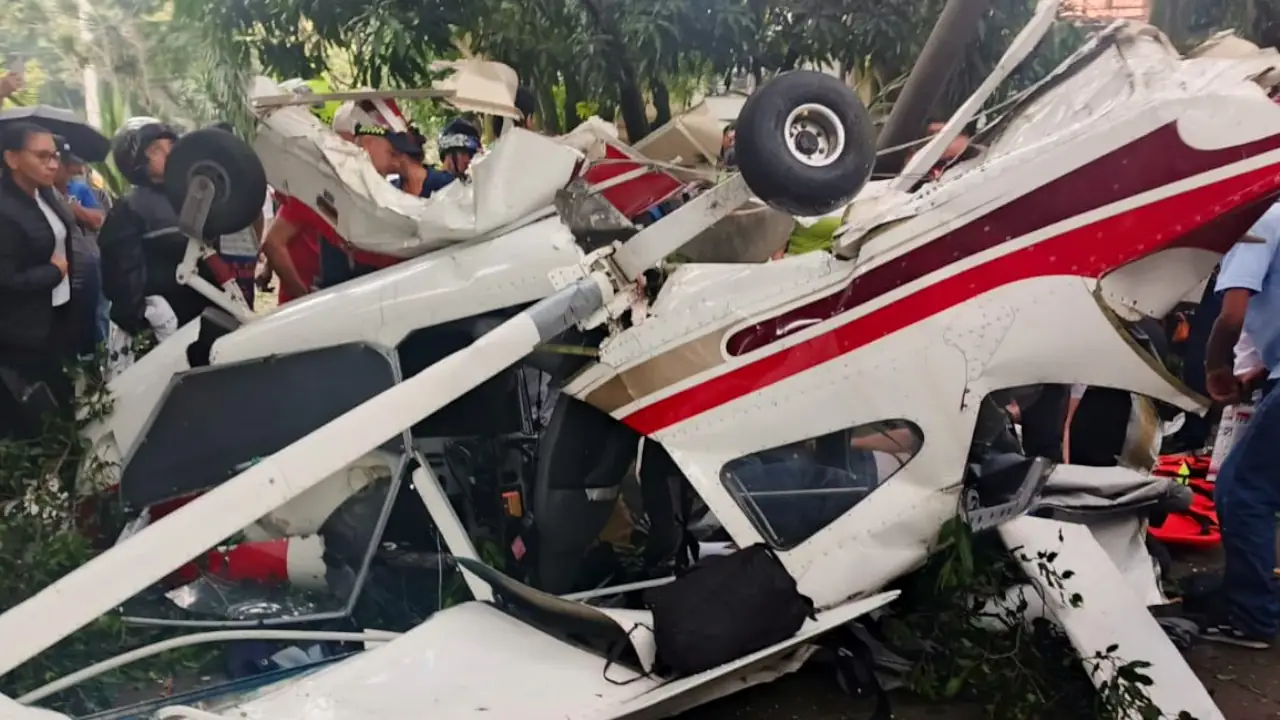 Dos personas resultan lesionadas tras accidente de avioneta en Medellín