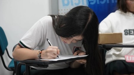 Envigado cubre el costo de Pruebas Saber 11, para más de mil estudiantes de colegios oficiales Envigado-colegios