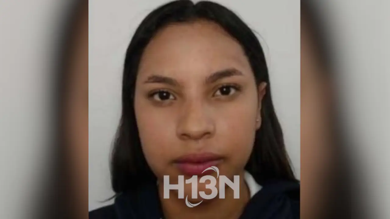 Maria Paula Atehortua Cardeno esta en Medicina Legal de Medellin