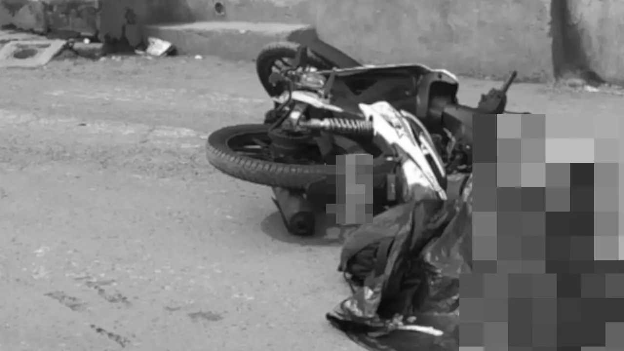 Una persona falleció tras choque entre una moto y un bus en Medellín