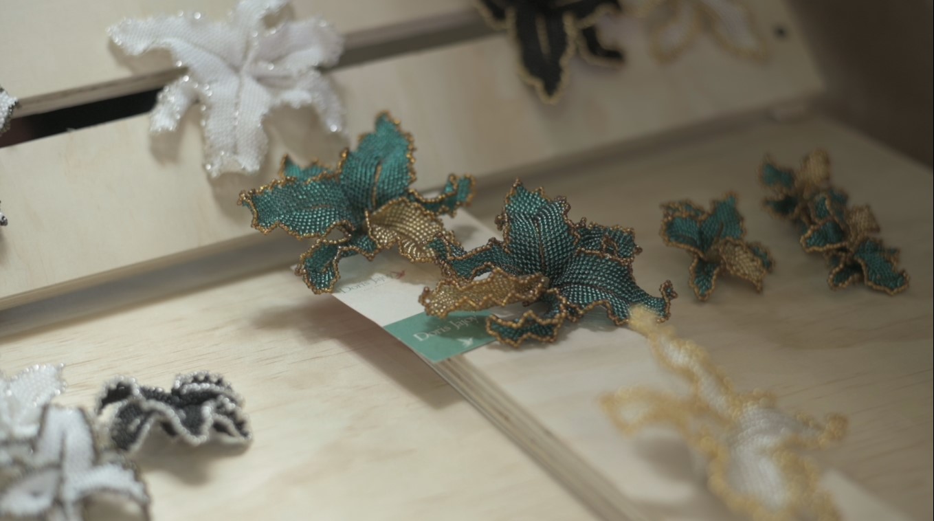 La magia de lo hecho a mano se vive en Medellín con la Feria de Artesanías Raíces 