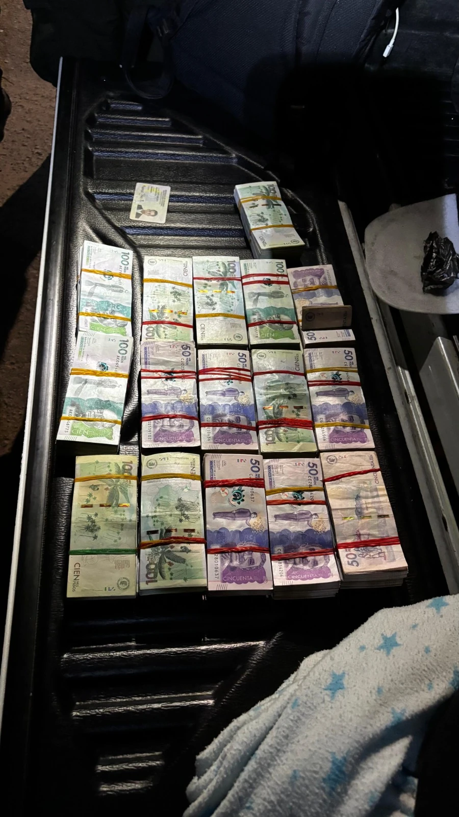dinero-hombre-capturado