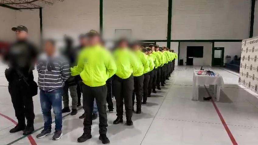 Caen 21 integrantes de banda dedicada al microtráfico en el Norte de Antioquia: tenían en su poder 1.394 gramos de estupefacientes 1 organización-criminal-microtráfico-1