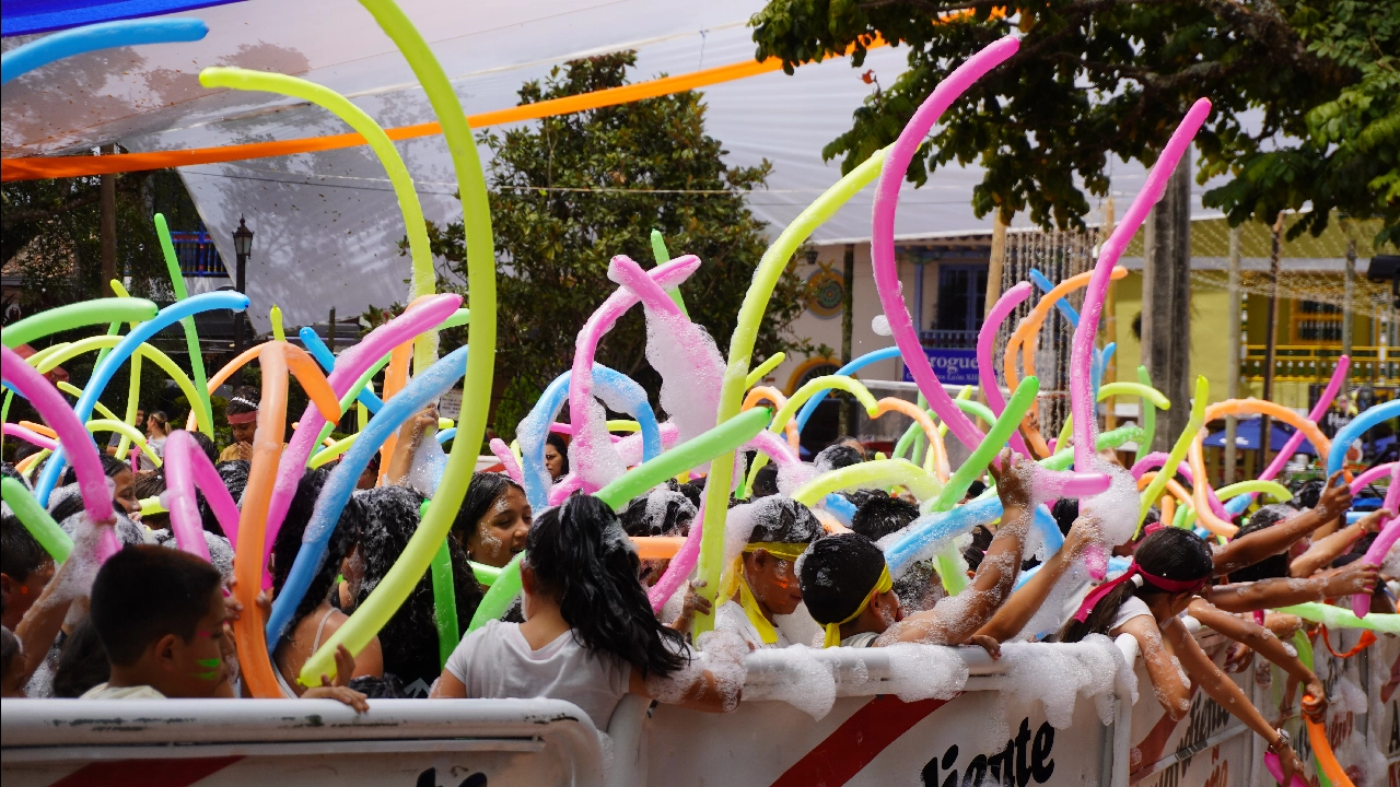 Fiestas-de-guatape