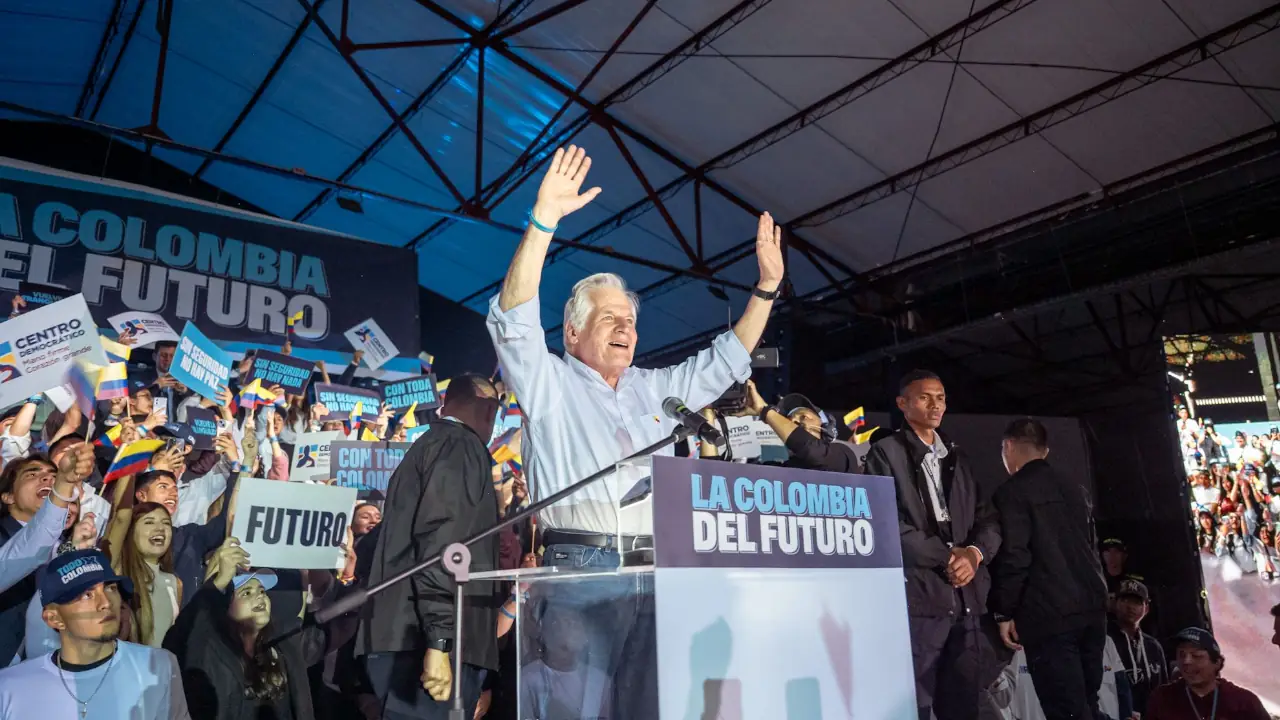 Miguel Uribe Londoño reunió a 3.000 jóvenes en Bogotá con propuestas para el futuro Miguel Uribe reunió a 3.000 jóvenes en Bogotá con propuestas para el futuro
