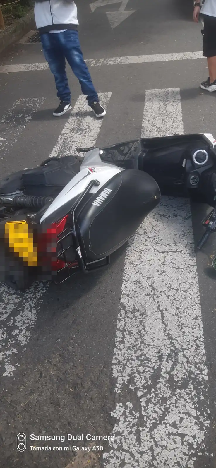 En Bello, una mujer murió luego de ser arrollada por un vehículo de transporte escolar