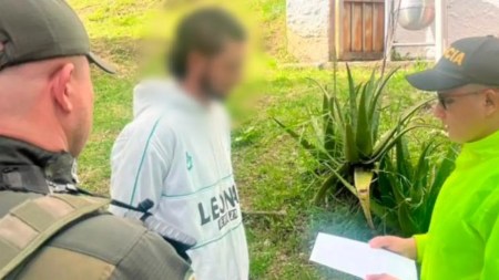 La Policía en Antioquia realizó un operativo en El Peñol que dejó capturas contra presuntos integrantes de la Terraza La Policía en Antioquia realizó un operativo en El Peñol que dejó capturas contra presuntos integrantes de la Terraza