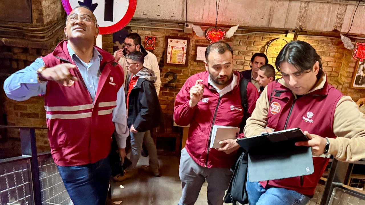MinTrabajo ordena cierre inmediato de la cocina en Andrés Carne de Res de Bogotá AndresCarneDeRes
