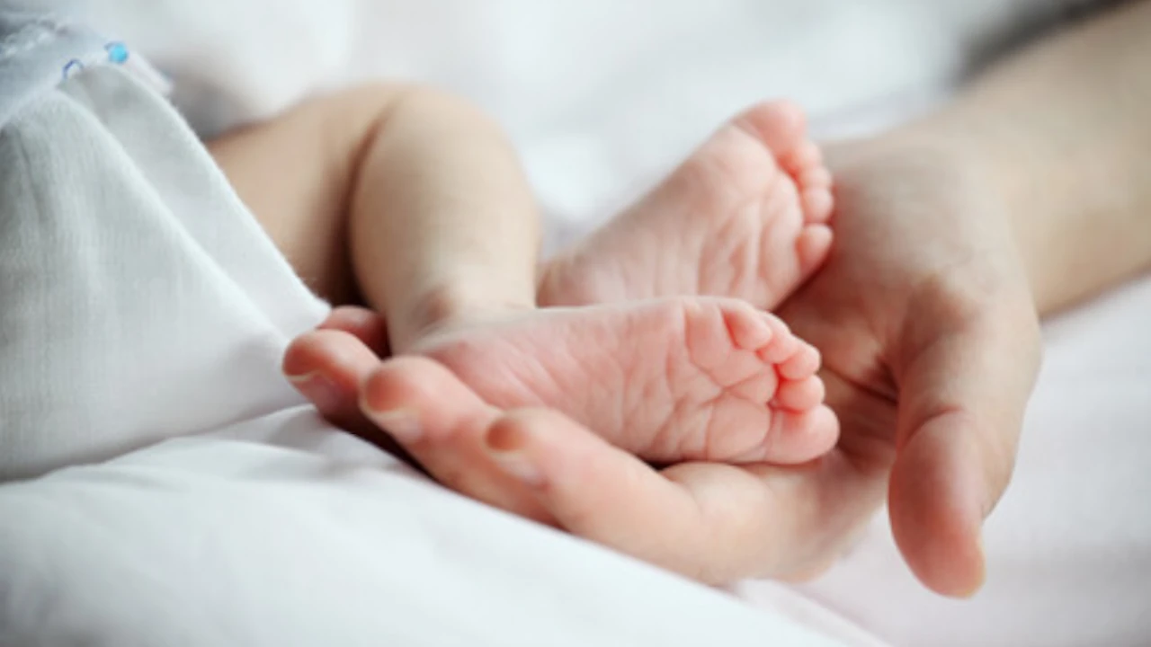 ¡Ay mamá! En Colombia ya no es obligatorio que el apellido del padre vaya primero Bebés