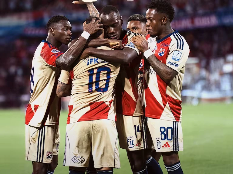 ¡Se lució Chaux! En un partido lleno de emociones, Independiente Medellín igualó 2-2 ante Junior 1 DIM-Junior-2