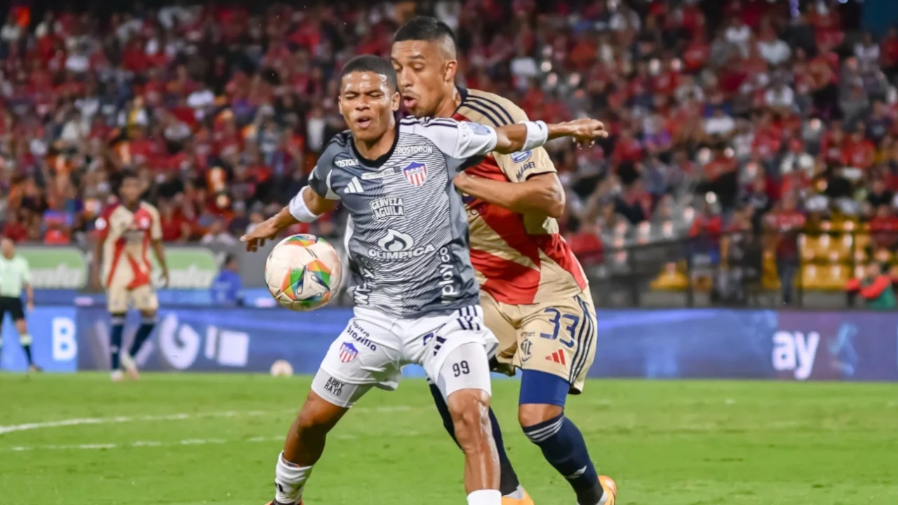 ¡Se lució Chaux! En un partido lleno de emociones, Independiente Medellín igualó 2-2 ante Junior DIM-Junior