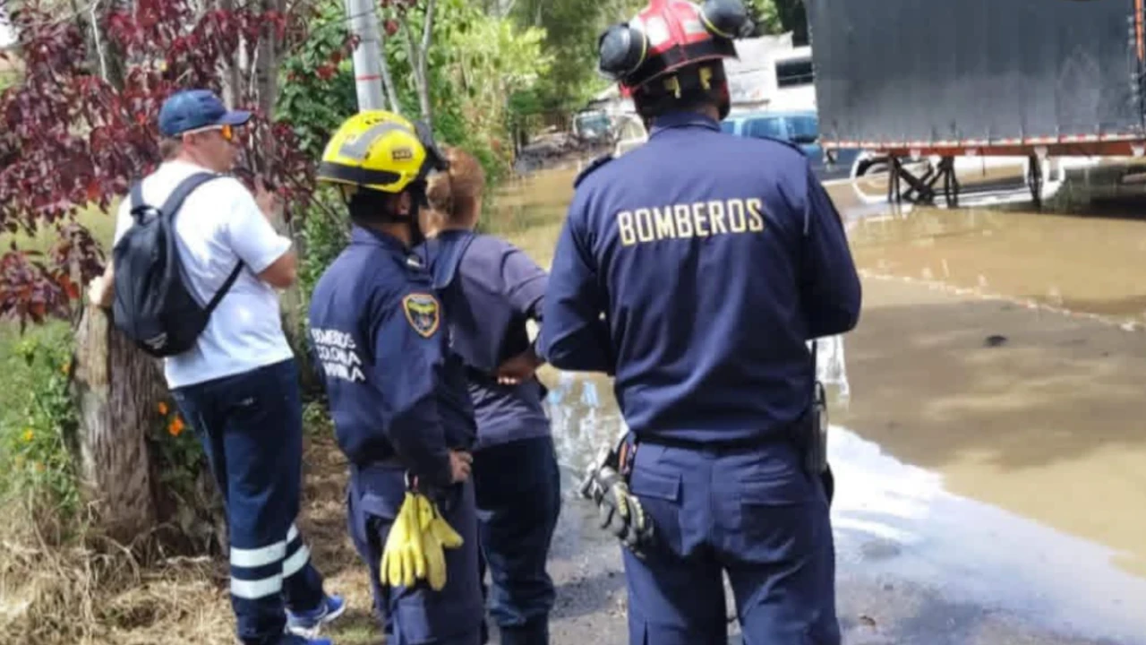 Se desbordó quebrada Cimarronas en Marinilla: hay inundaciones en la vereda Belén InundacionesMarinilla