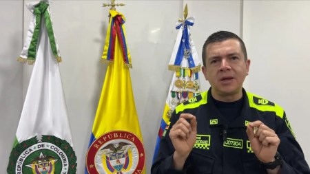 Policía refuerza controles en Colombia durante la celebración de Amor y Amistad