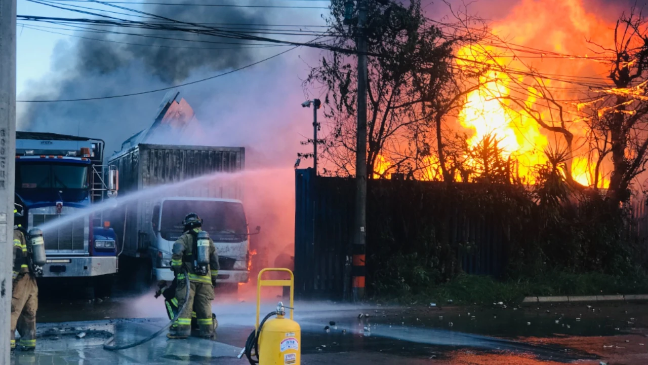 “Los incendios se materializan”: ANRACI alerta por incremento de emergencias estructurales en Antioquia y Medellín