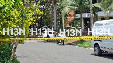 Hombre murió baleado dentro de un carro en Belén mientras viajaba en servicio de plataforma