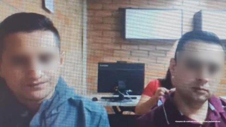 Juez envía a casa por cárcel a dos policías de Itagüí acusados de pedir dinero a un conductor Investigan a patrulleros en Itagüí por exigir plata para no inmovilizar un carro