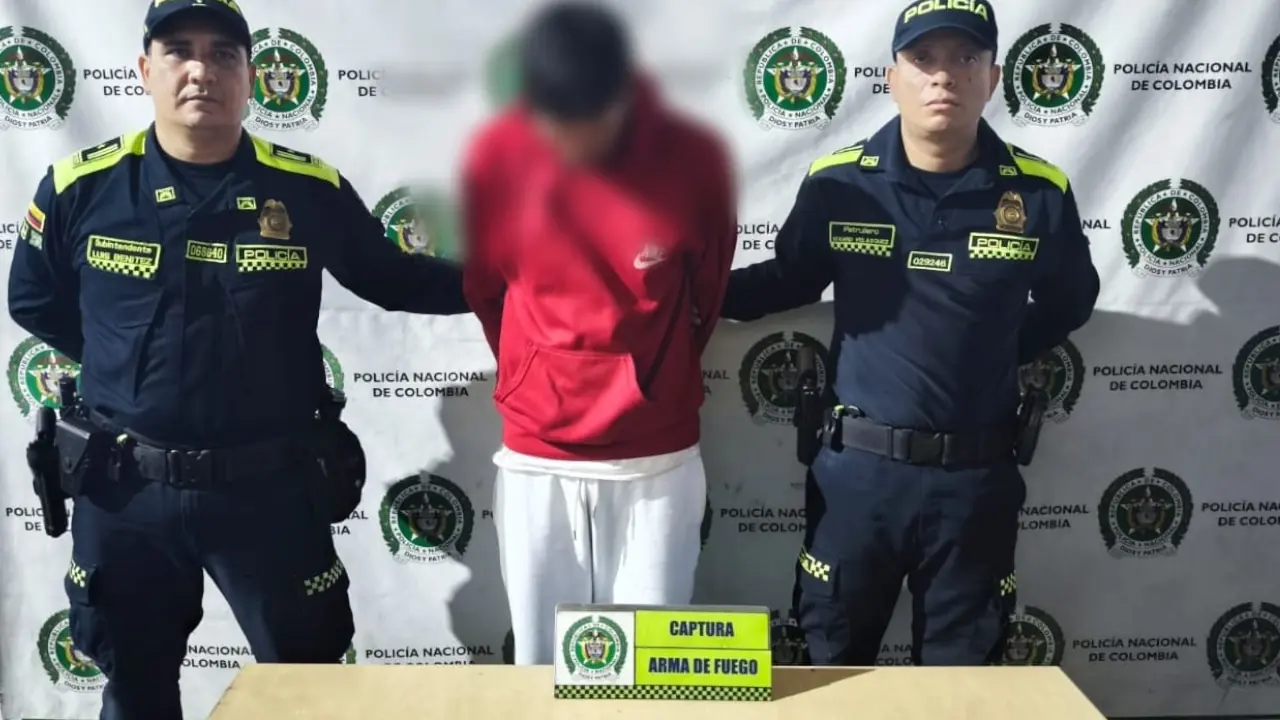 Más de 100 capturados y más de 300 armas incautadas durante operativo policial en el Valle de Aburrá