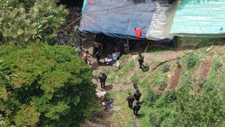 Policía capturó a cuatro hombres tras desmantelar mina ilegal en Girardota con explosivos artesanales