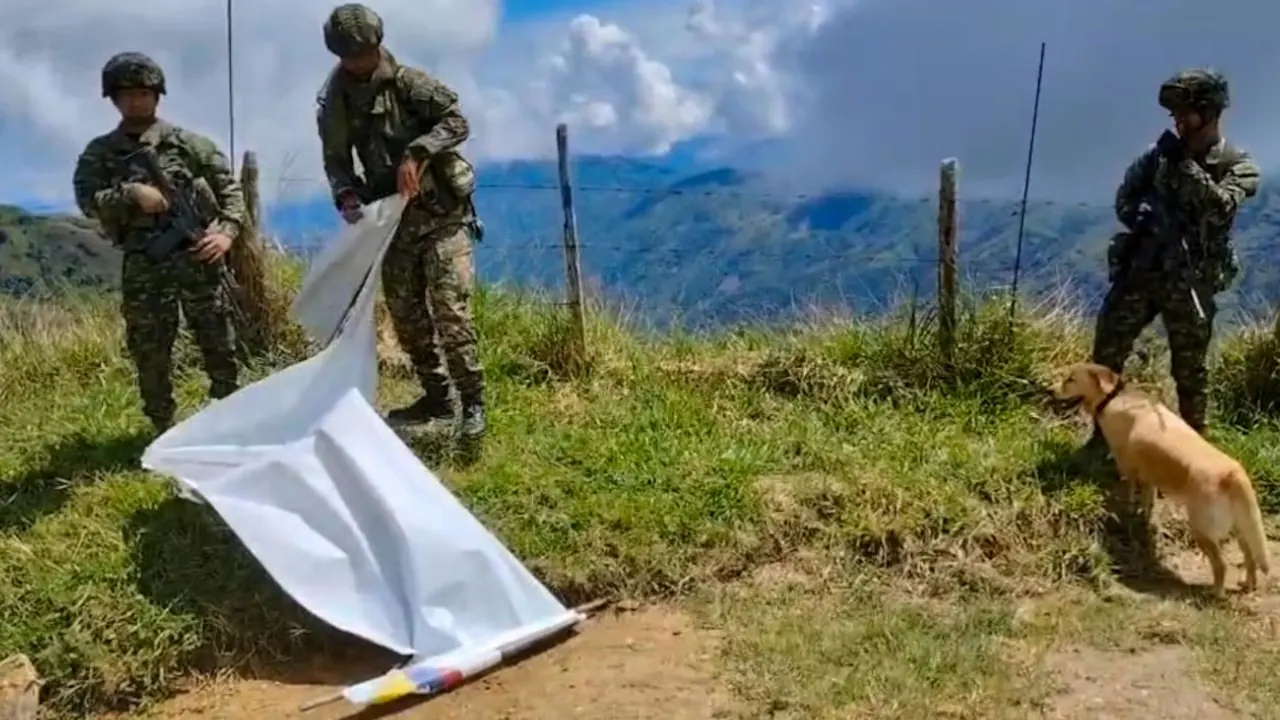 Tropas del Ejército frustran posibles ataques en Briceño tras descubrir explosivos ocultos en caminos rurales