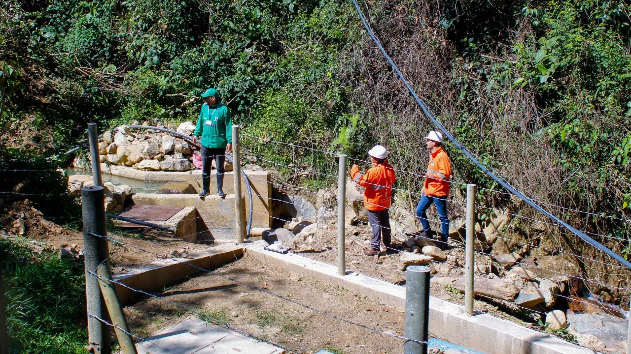 La planta La Perla en Altavista vuelve a operar y asegura agua potable para casi dos mil personas en Medellín