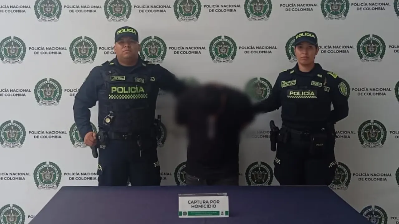 Más de 100 capturados y más de 300 armas incautadas durante operativo policial en el Valle de Aburrá