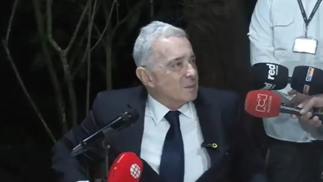 Álvaro Uribe habló desde Rionegro tras ser absuelto en segunda instancia y agradeció a quienes lo acompañaron durante el proceso